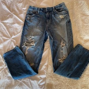A & F Annie High Rise Girlfriend Jeans
